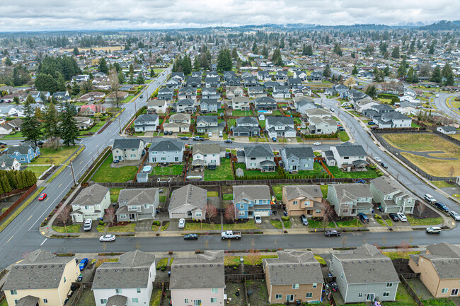 Liberty Meadows in Enumclaw, WA - Building Photo - Building Photo