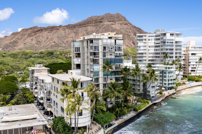 Tropic Seas in Honolulu, HI - Foto de edificio - Building Photo