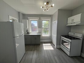 1595 John F Kennedy Blvd, Unit 4 in Jersey City, NJ - Building Photo