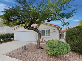 9395 Santa Fe Rose St in Las Vegas, NV - Building Photo