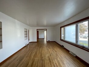 2924 Prast Blvd in South Bend, IN - Building Photo - Building Photo