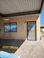 305 N Lake Ave in Calipatria, CA - Building Photo