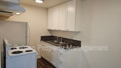 1712 Arthur Ct in Fairfield, CA - Building Photo - Building Photo