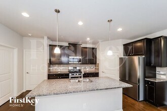 1017 Creekhead Dr in Villa Rica, GA - Building Photo - Building Photo