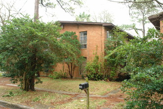 6638 Sylvan Rd in Houston, TX - Building Photo - Building Photo