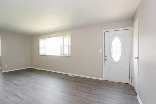 1410 Fairbank Rd in Columbus, OH - Building Photo - Building Photo