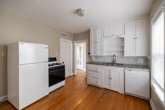 Leuda-May Apartments in Fort Worth, TX - Foto de edificio - Interior Photo