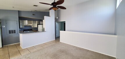 1612 Columbia Arms Cir, Unit 239 in Kissimmee, FL - Building Photo - Building Photo