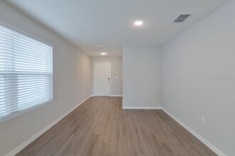 8661 SW 43rd Ter in Ocala, FL - Building Photo - Building Photo