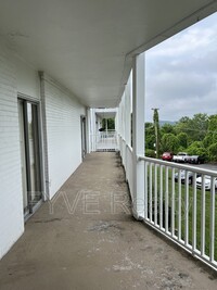 5709 Lyons View Pike photo'