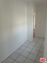 1722 Orchard Ave. in Los Angeles, CA - Building Photo - Building Photo