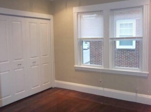 384 Langley Rd, Unit 384 in Newton, MA - Building Photo - Building Photo