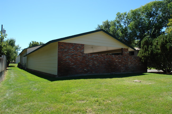 Pacific Apartments in Boise, ID - Building Photo - Building Photo