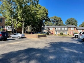 502 Cambridge Ct in Roanoke Rapids, NC - Building Photo - Building Photo