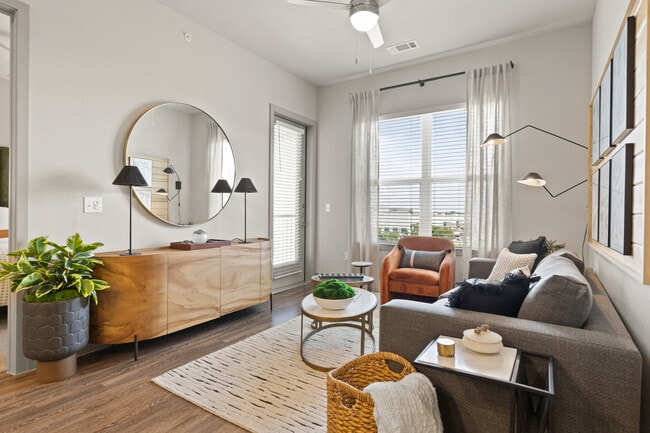 One90 Gateway in Plano, TX - Foto de edificio - Interior Photo