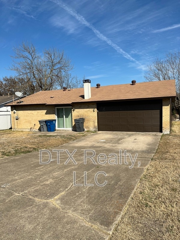 7847 Mirage Valley Dr in Dallas, TX - Building Photo - Building Photo