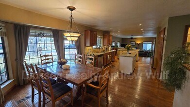 22882 Carriage Dr in Reno, NV - Building Photo - Building Photo