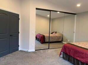 45727 Kaastad Ct in Lancaster, CA - Building Photo - Building Photo