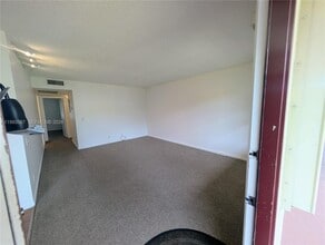 151 SW 135th Terrace in Pembroke Pines, FL - Building Photo - Building Photo