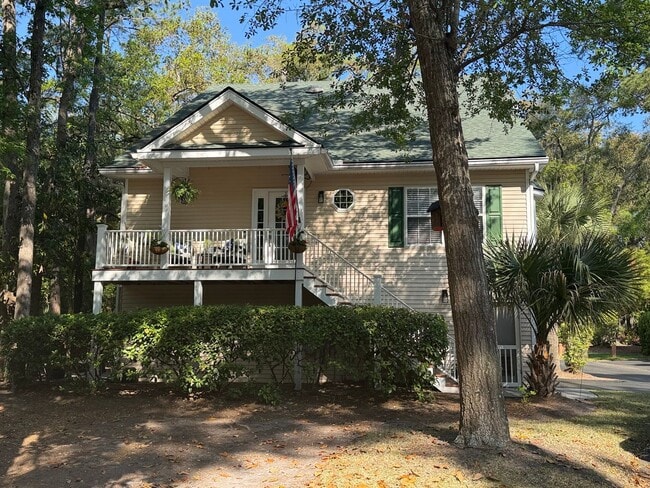 35 Brittany Pl Dr in Hilton Head Island, SC - Building Photo - Building Photo