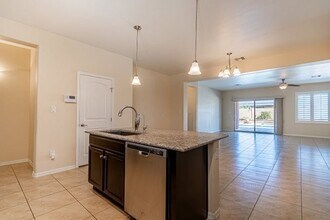 12237 Laurel Ln in Yuma, AZ - Building Photo - Building Photo