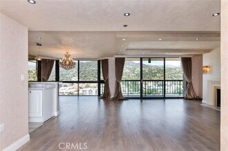 222 Monterey Rd in Glendale, CA - Building Photo - Building Photo