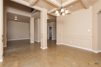 103 W Libra Dr in Killeen, TX - Foto de edificio - Building Photo