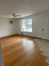 3920 W Main St in Medford, OR - Building Photo - Building Photo