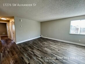 17276 SW Alexander St in Beaverton, OR - Building Photo - Building Photo