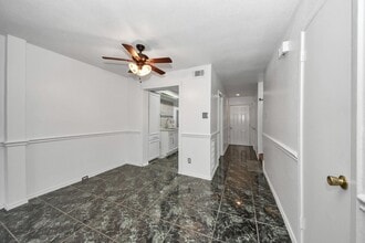 7954 Grove Ridge Dr in Houston, TX - Building Photo - Building Photo