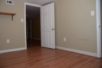 3900 Oglethorpe St in Hyattsville, MD - Foto de edificio - Building Photo