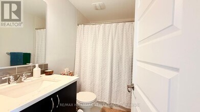 1418 Hemlock Rd in Ottawa, ON - Building Photo - Building Photo