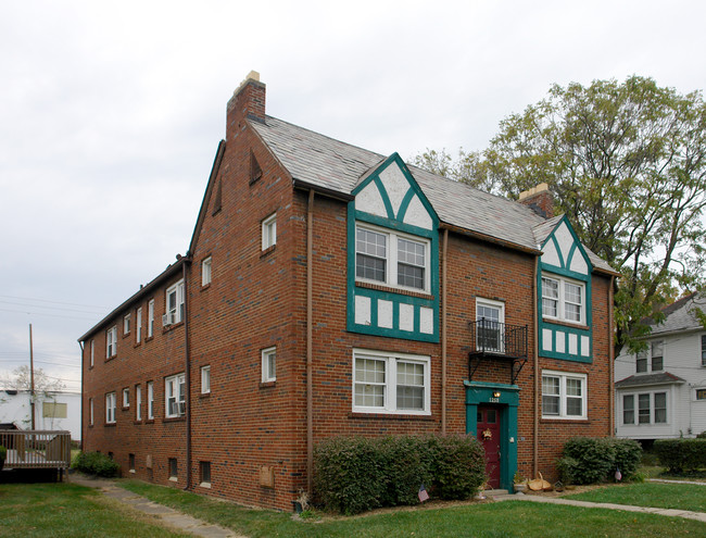 1259 S High St in Columbus, OH - Foto de edificio - Building Photo