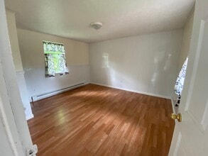 1009 Lynn St in Parkersburg, WV - Building Photo - Building Photo