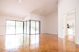 8775 SW 57th St in Cooper City, FL - Building Photo - Building Photo