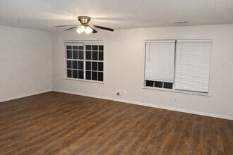 2920 Dawn Ct in Siloam Springs, AR - Building Photo - Building Photo