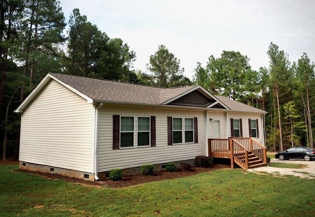 1684 Firetower Rd in Chester, SC - Building Photo - Building Photo