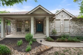 2812 Cascade Falls Dr in Austin, TX - Building Photo - Building Photo