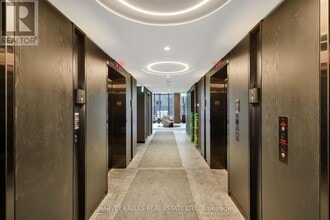 110 Broadway Ave in Toronto, ON - Building Photo - Building Photo