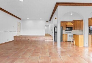 4850 SW 63rd Terrace in Davie, FL - Building Photo - Building Photo