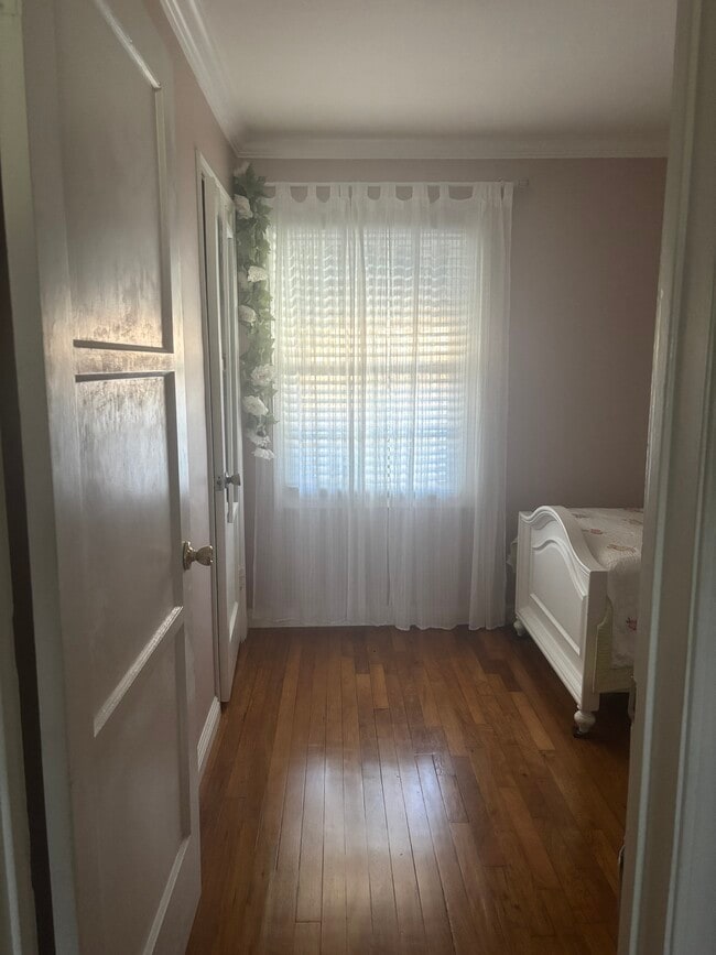 4504 Keever Ave in Long Beach, CA - Foto de edificio - Building Photo