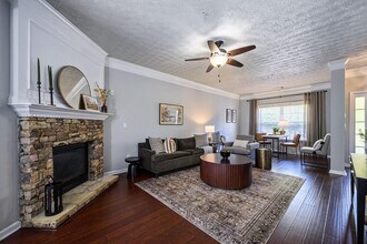 1431 Bay Overlook Dr in Woodstock, GA - Foto de edificio - Building Photo