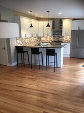 15064 SE 43rd Pl in Bellevue, WA - Building Photo - Building Photo