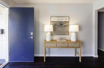 10282 Vinemont St in Dallas, TX - Building Photo - Building Photo