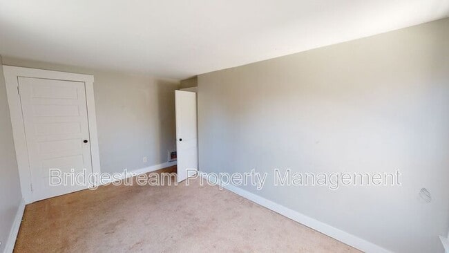 709 Cottage Ave in Miamisburg, OH - Building Photo - Building Photo