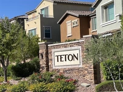 property at 10043 Desert Bighorn Ct
