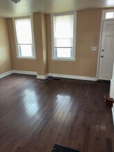 2710 W Franklin St in Baltimore, MD - Building Photo - Building Photo