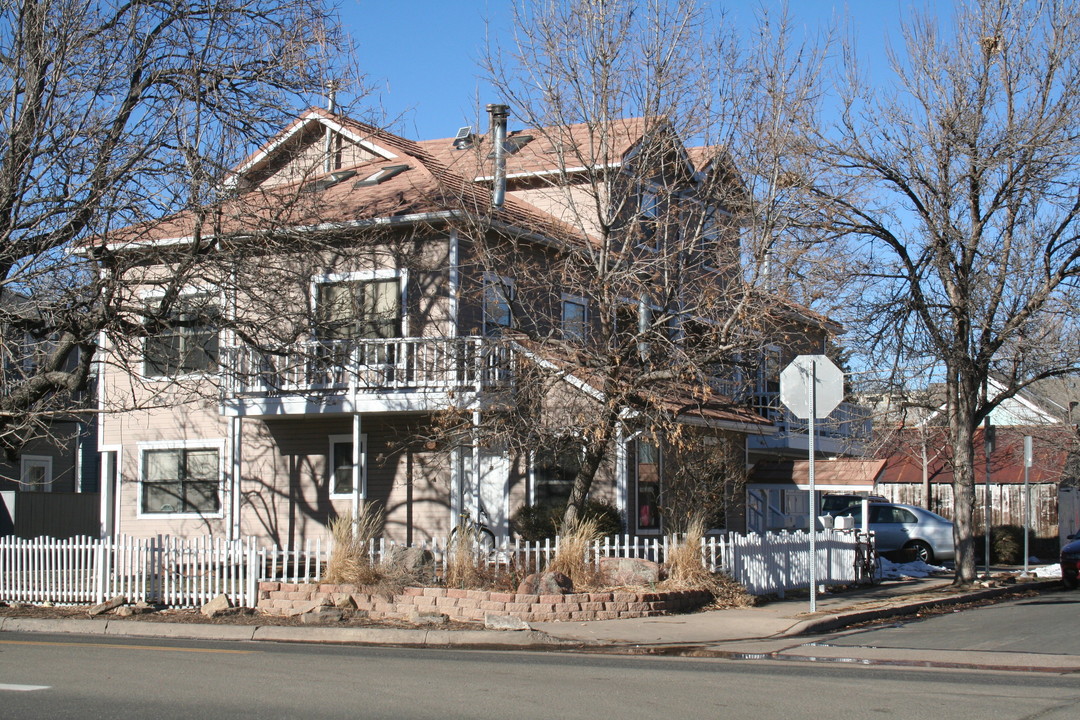 1945 Arapahoe Ave in Boulder, CO - Foto de edificio