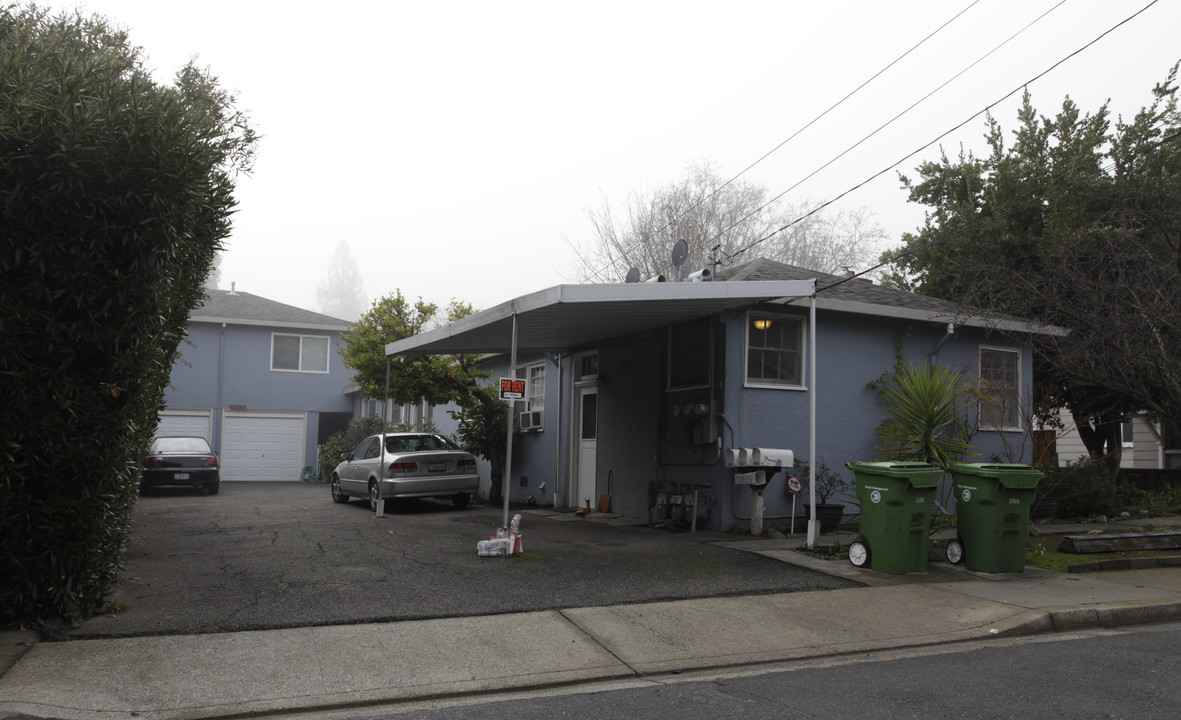 3607 Chestnut St in Lafayette, CA - Building Photo