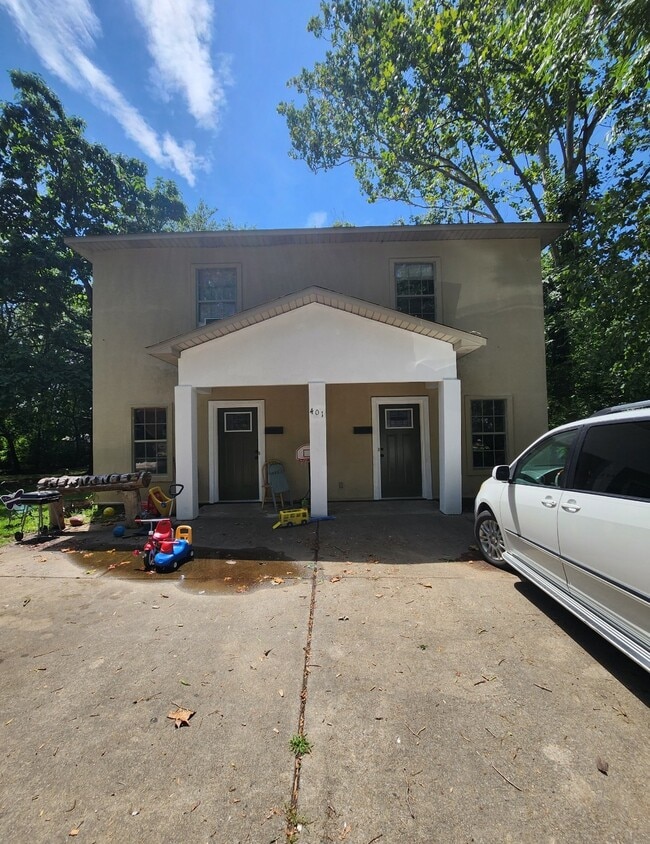 property at 401 Lane St